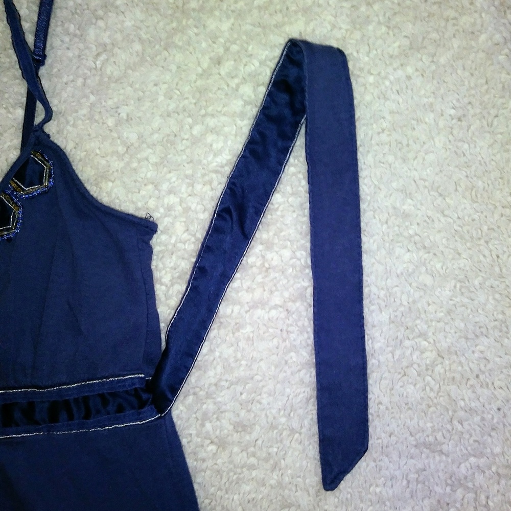 AEO Tank - Picture 3 of 8